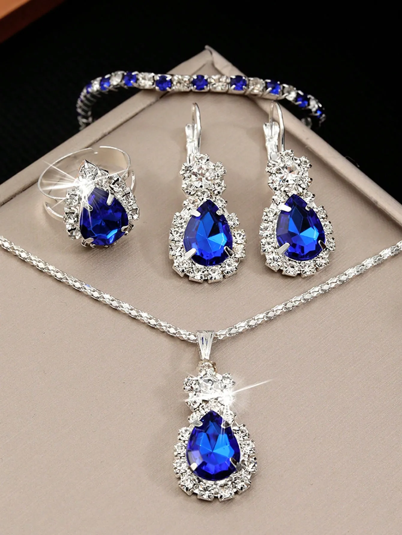 4pcs Teardrop Jewelry Set Including Necklace, Bracelet, Ring And Earrings- FD ⚡