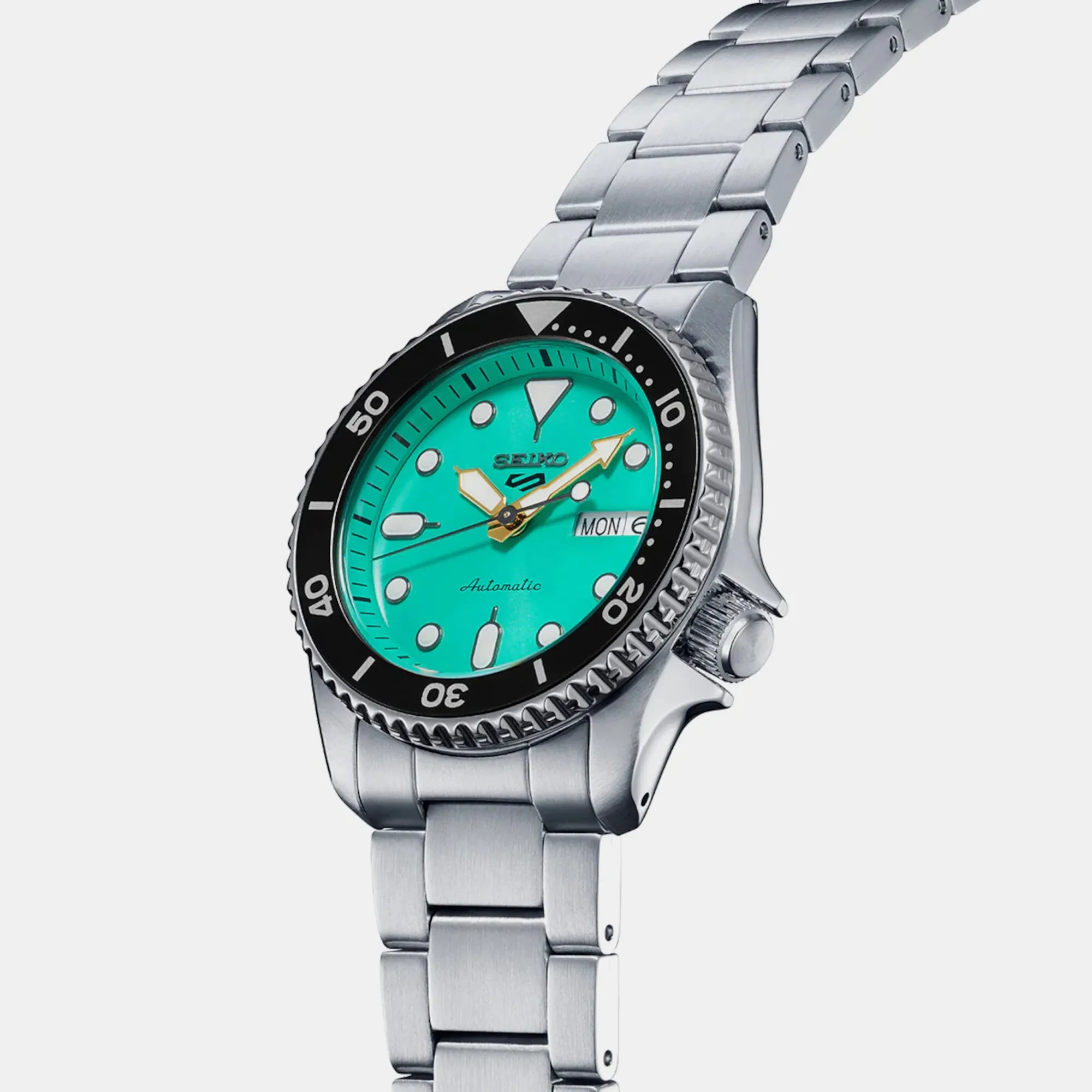 5 sports Men Automatic Green Dial Analog Stainless steel Watch SRPK33K1