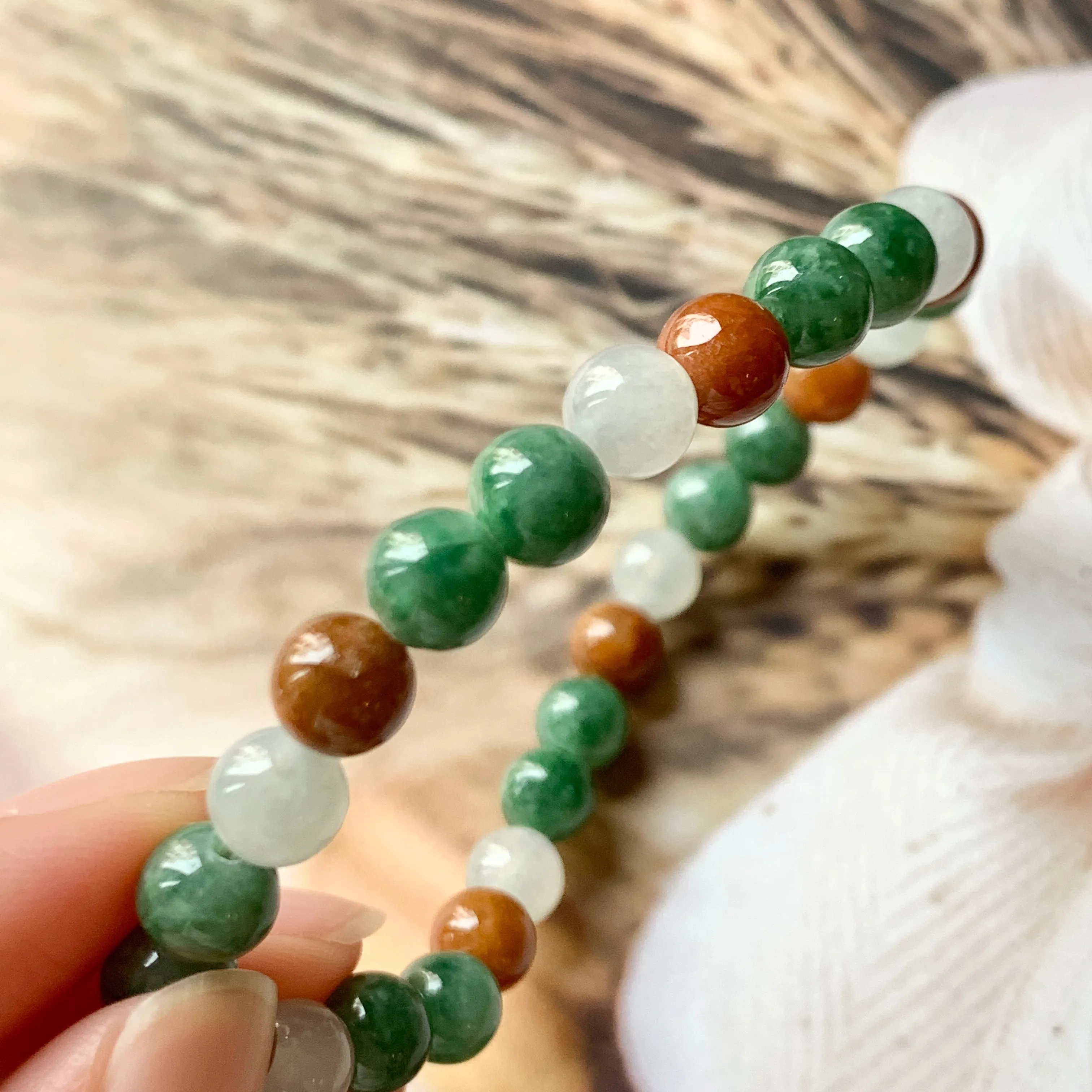 7.4mm A-Grade Natural Tri-Colour Jadeite Beaded Bracelet No.190347