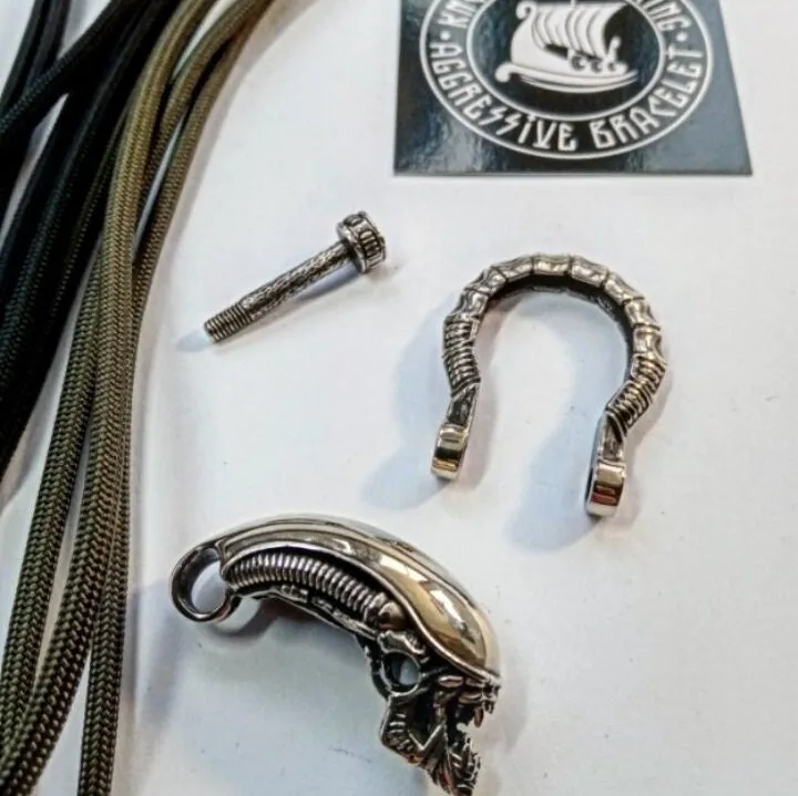DIY gift. Do it yourself. Set for ALIEN bracelet. Paracord jewelry