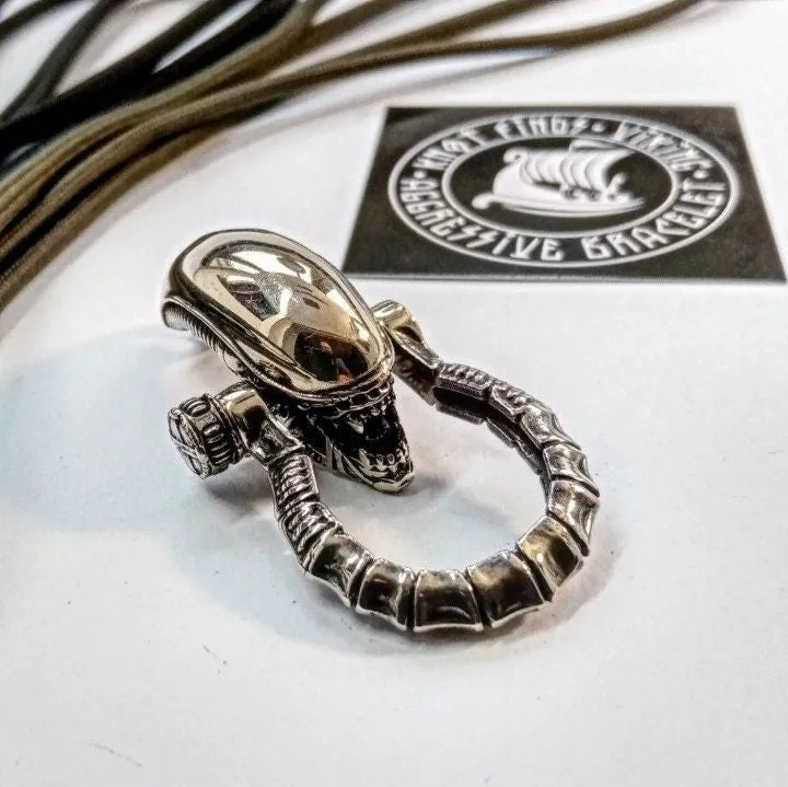 DIY gift. Do it yourself. Set for ALIEN bracelet. Paracord jewelry