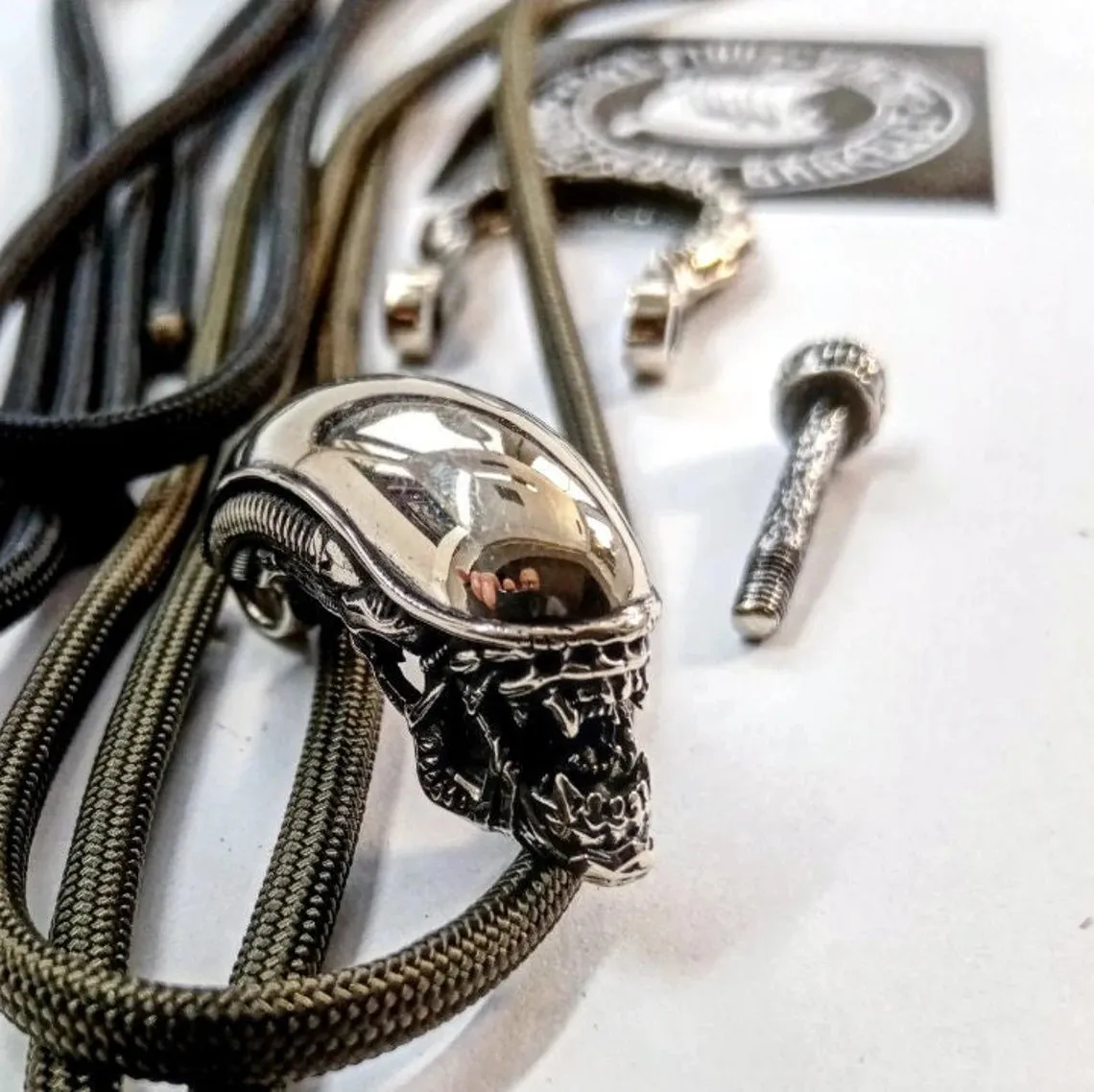 DIY gift. Do it yourself. Set for ALIEN bracelet. Paracord jewelry
