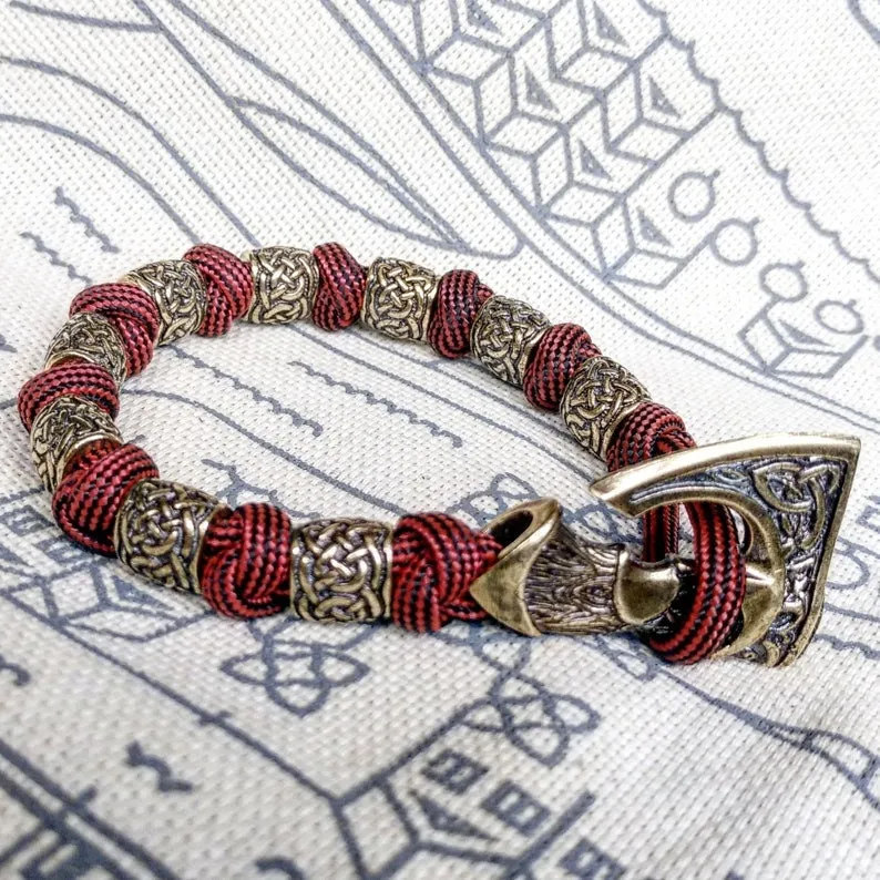Instruction for the weaving paracord bracelet. Viking jewelry. Mens accessories. DIY gift. Tutorials weaving.