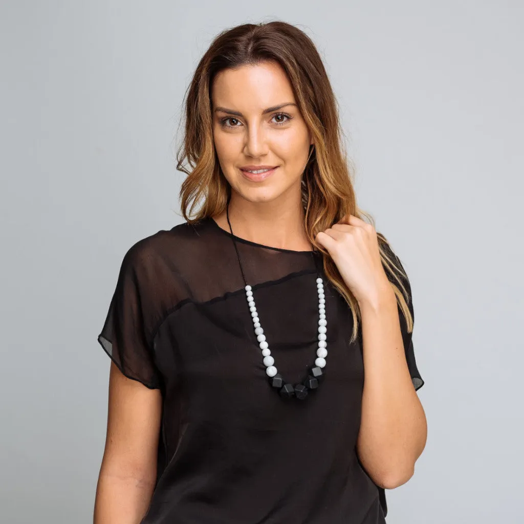 Madison Teething Necklace - Black/Marble