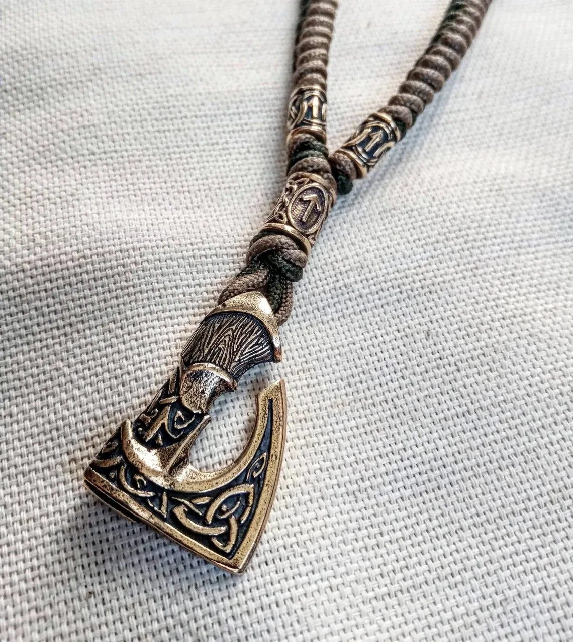 Mens necklace. Paracord necklace with beads. Mjolnir necklace. Celtic knot.