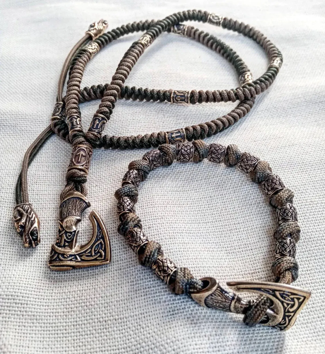 Mens necklace. Paracord necklace with beads. Mjolnir necklace. Celtic knot.