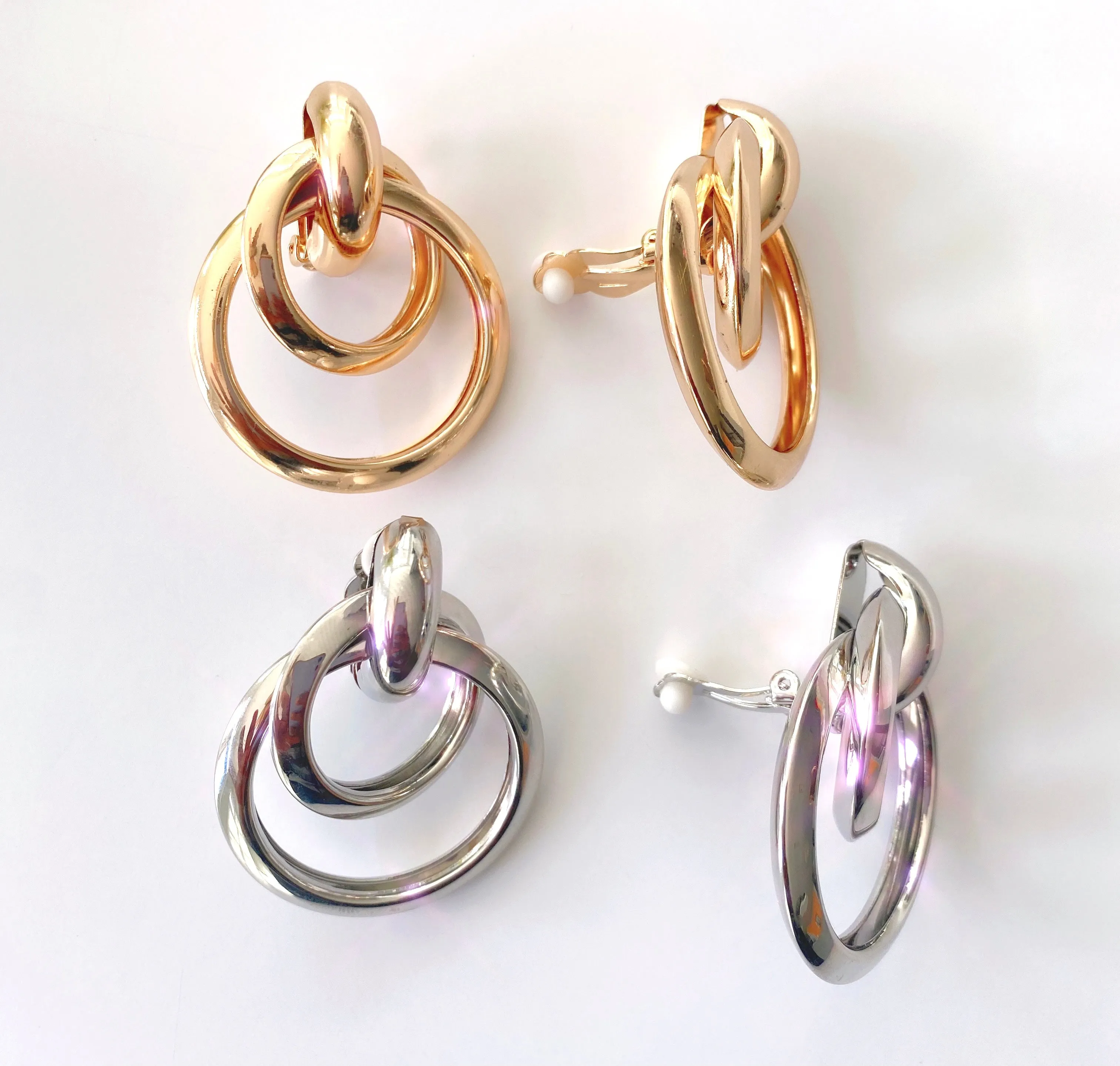 VINA OVERSIZED STUDS (CLIP-ON)