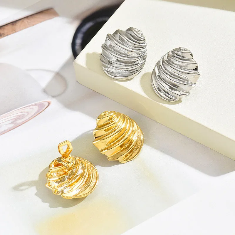 Vintage Clip on Earrings