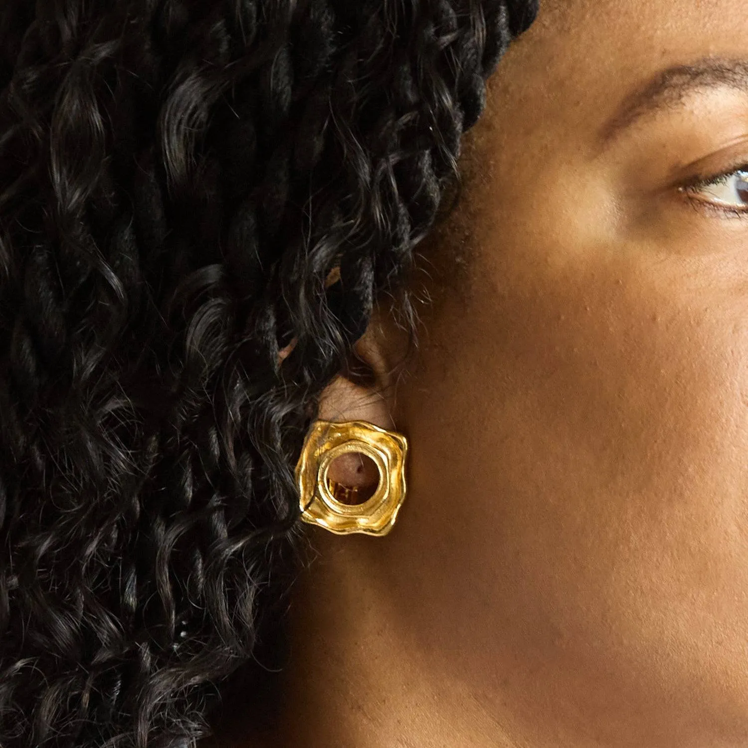 Vintage Cutout Clip-on Earrings