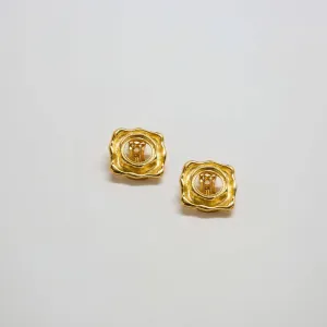 Vintage Cutout Clip-on Earrings
