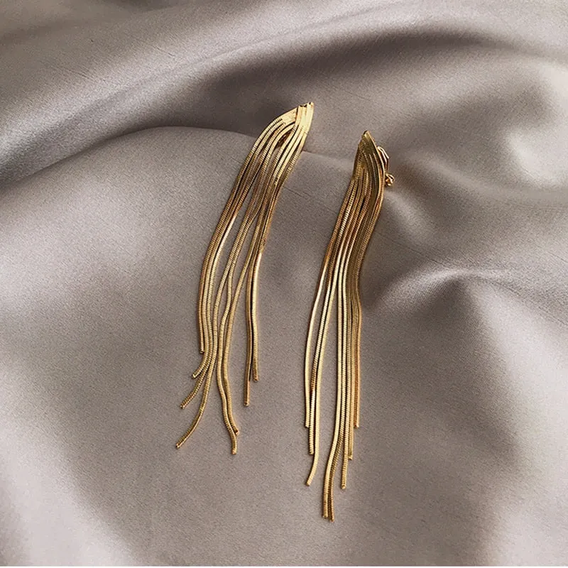 Vintage Long Chain Clip on Earrings