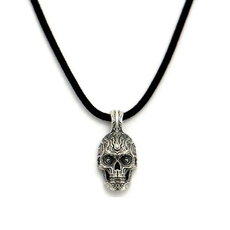 William Henry P5 "Renegade" Pendant on Paracord