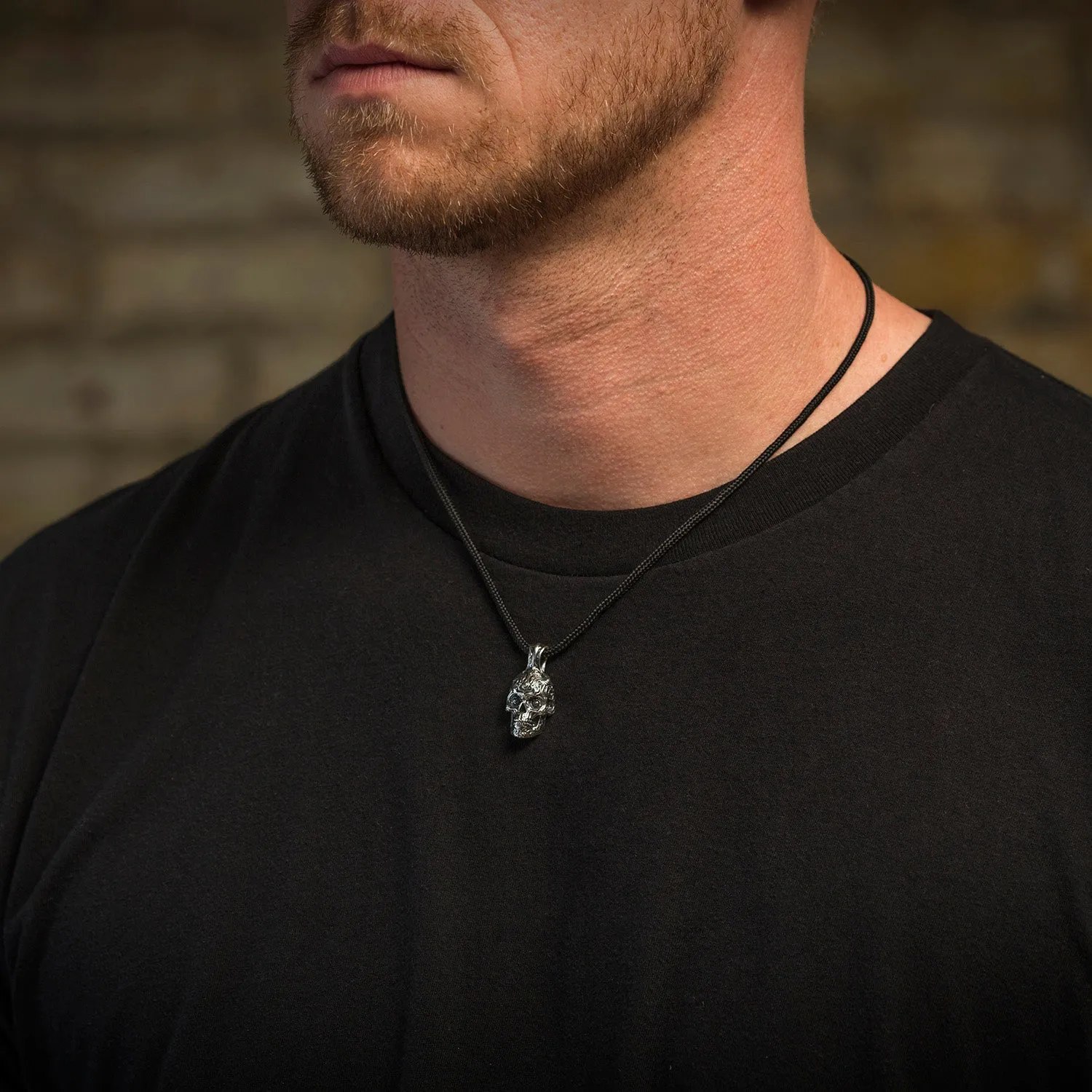 William Henry P5 "Renegade" Pendant on Paracord